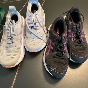 Asics Light Blue with Coral Accent Women's Running Shoes
BOGO